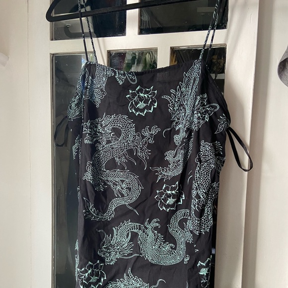 Motel Dragon Dress - Picture 2 of 2